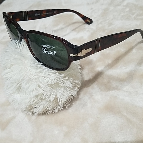 Persol Sunglasses - Picture 2 of 8